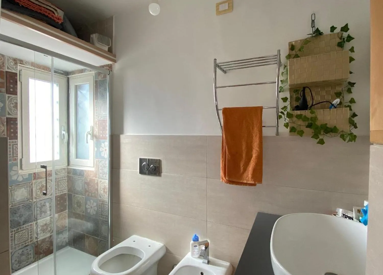 Apartment R&F Home Appartamento A 50Mt Dalla Metro Naples Italy